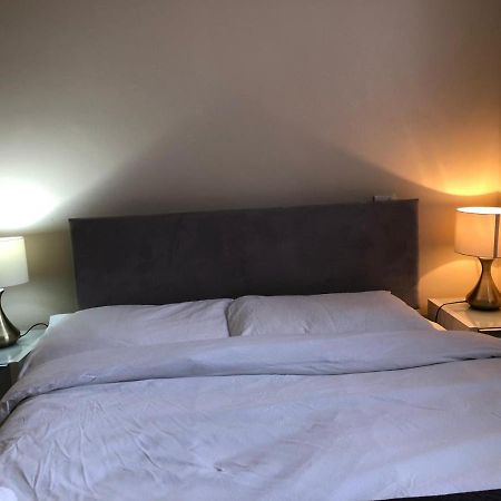 Entire Flat Very Comfortable 1 Bedroom Londres Extérieur photo